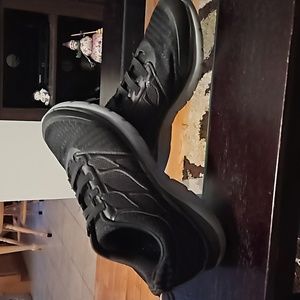 Easy Spirit woman's slip-on shoes size 10